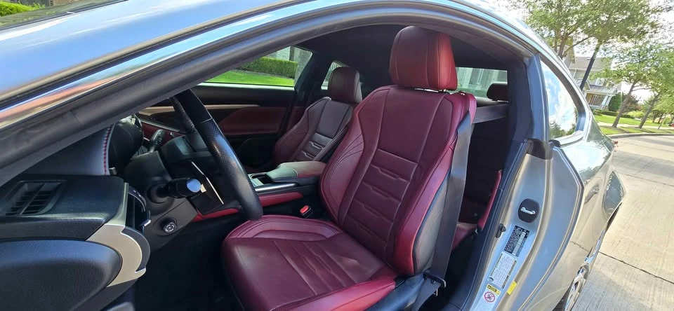 2015 Lexus RC - Image 19 of 20