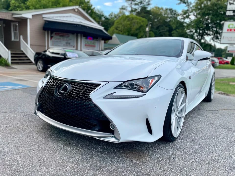 2015 Lexus RC - Image 2 of 20