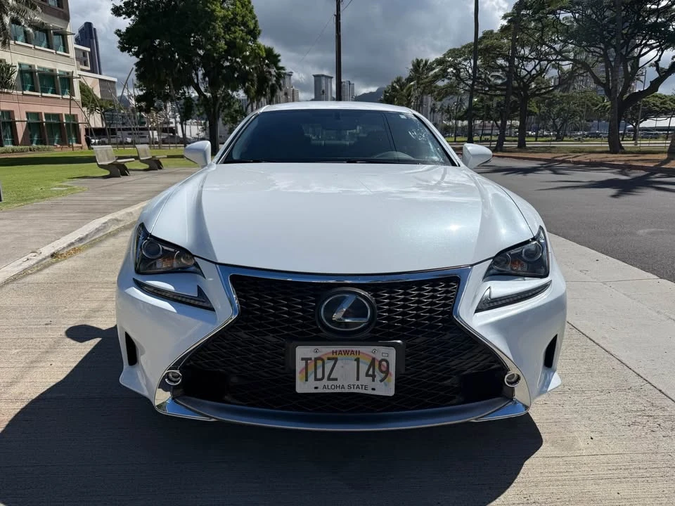 2015 Lexus RC - Image 2 of 11