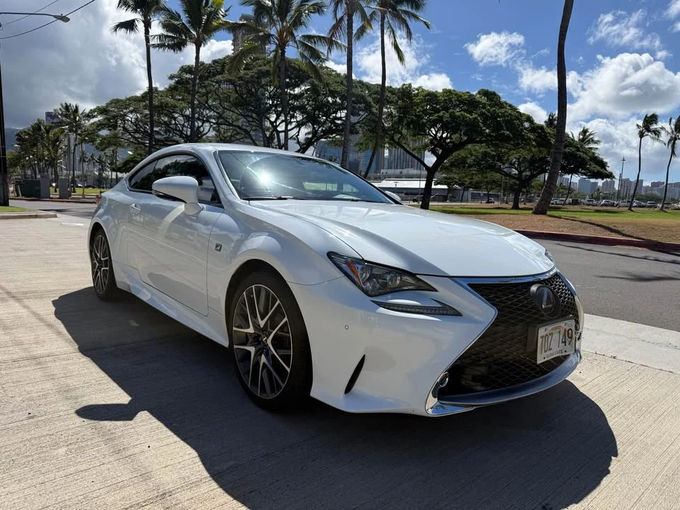 2015 Lexus RC - Image 3 of 11