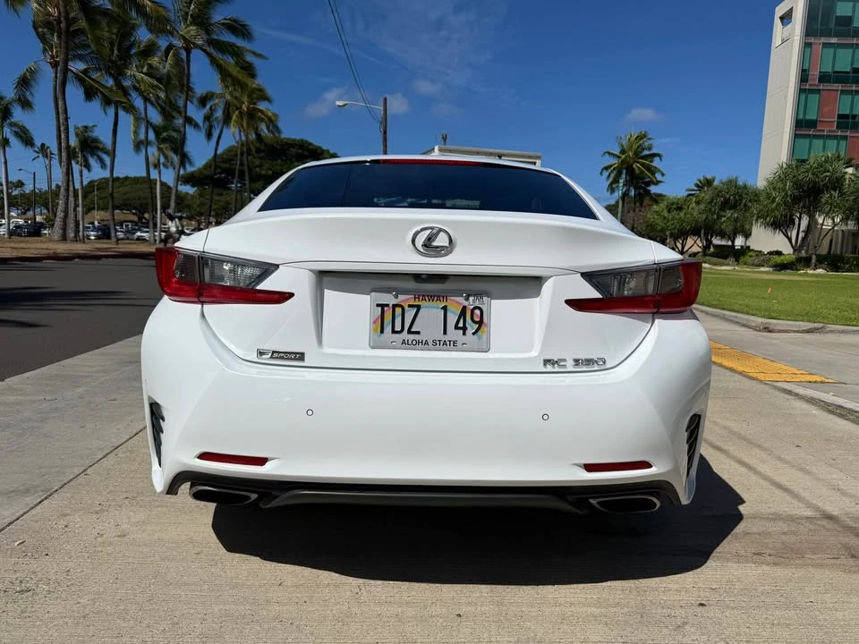 2015 Lexus RC - Image 10 of 11