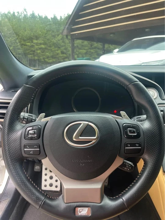 2015 Lexus RC - Image 5 of 8