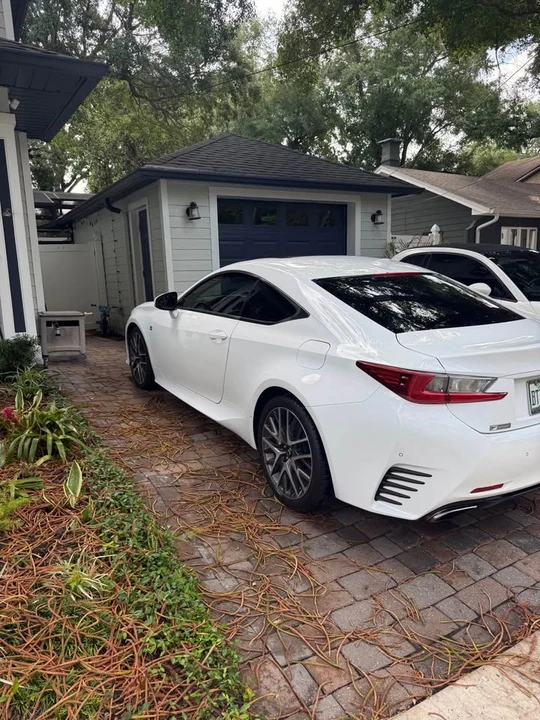 2015 Lexus RC - Image 5 of 12