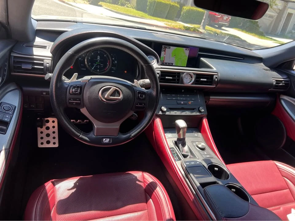 2015 Lexus RC - Image 7 of 12