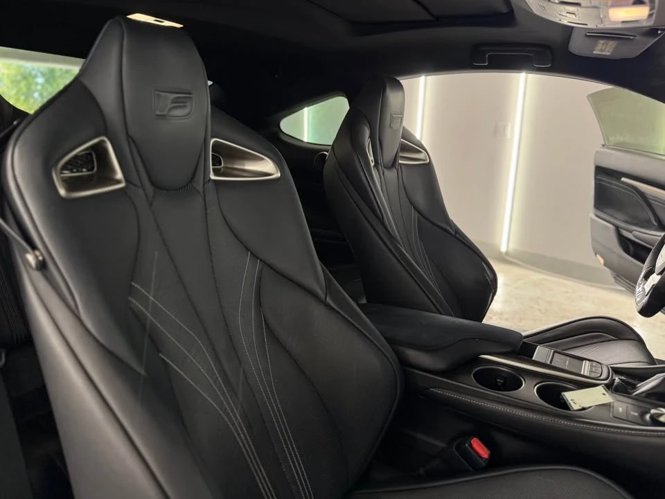 2015 Lexus RC F - Image 18 of 20