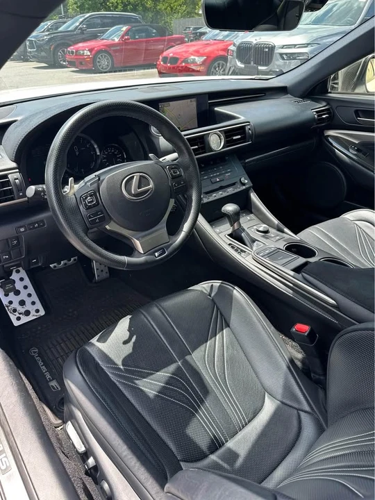 2015 Lexus RC F - Image 9 of 10