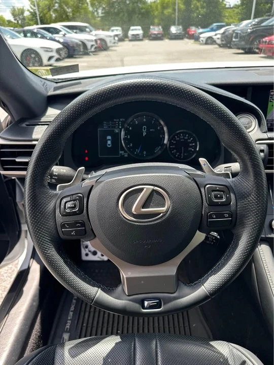 2015 Lexus RC F - Image 8 of 10