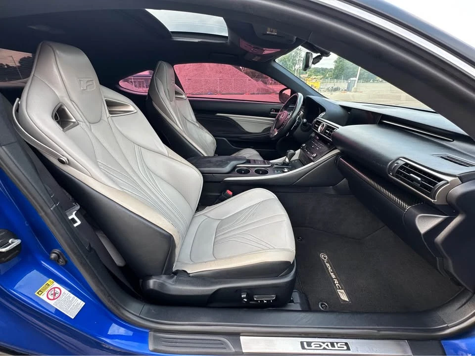 2015 Lexus RC F - Image 11 of 20