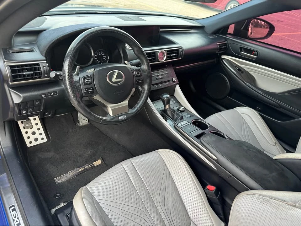 2015 Lexus RC F - Image 10 of 20