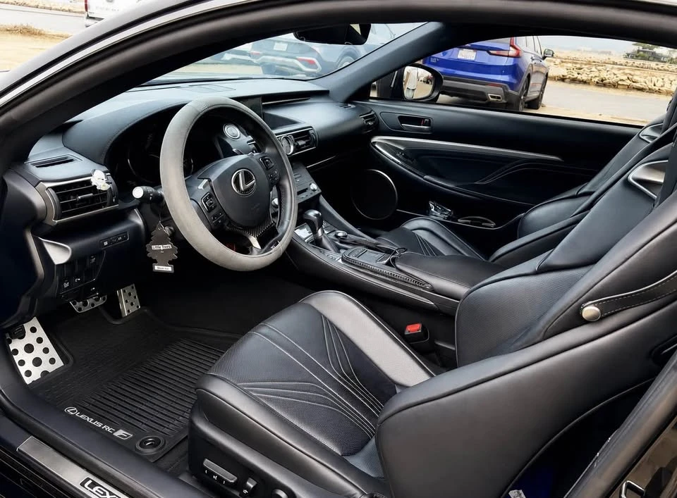 2015 Lexus RC F - Image 4 of 4