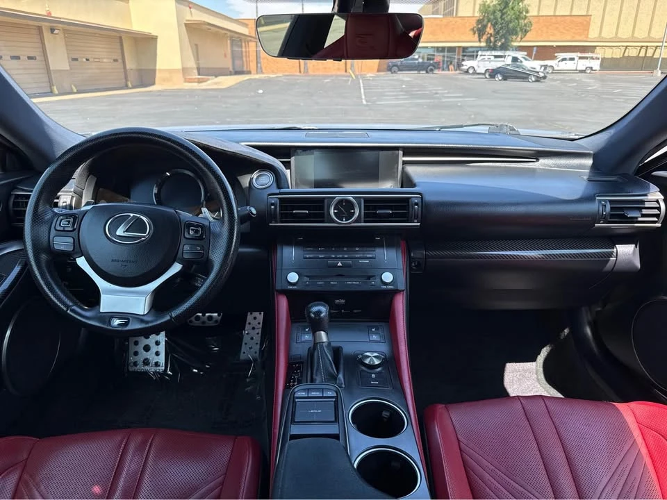 2015 Lexus RC F - Image 16 of 20