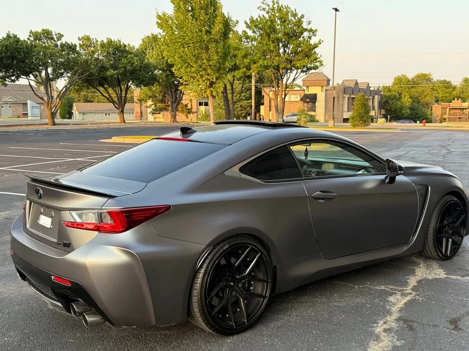 2015 Lexus RC F - Image 8 of 17