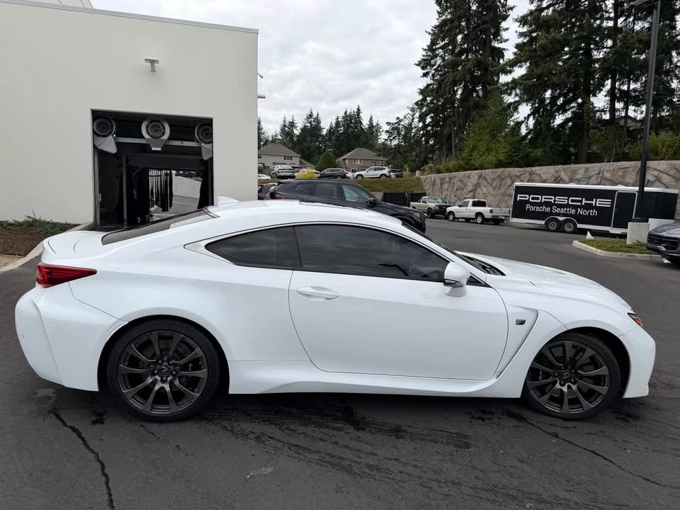 2015 Lexus RC F - Image 6 of 10