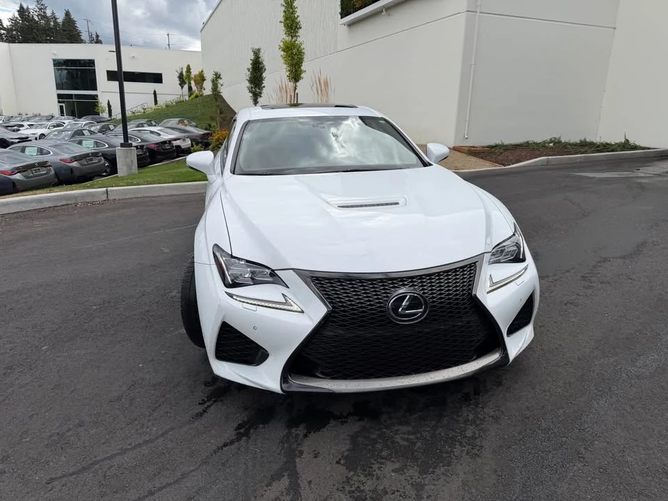 2015 Lexus RC F - Image 8 of 10