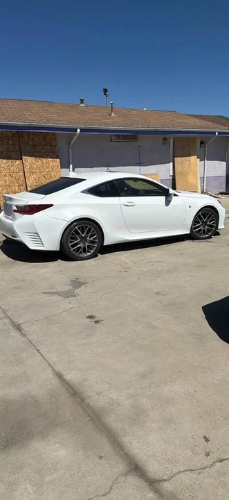 2015 Lexus RC F - Image 2 of 8