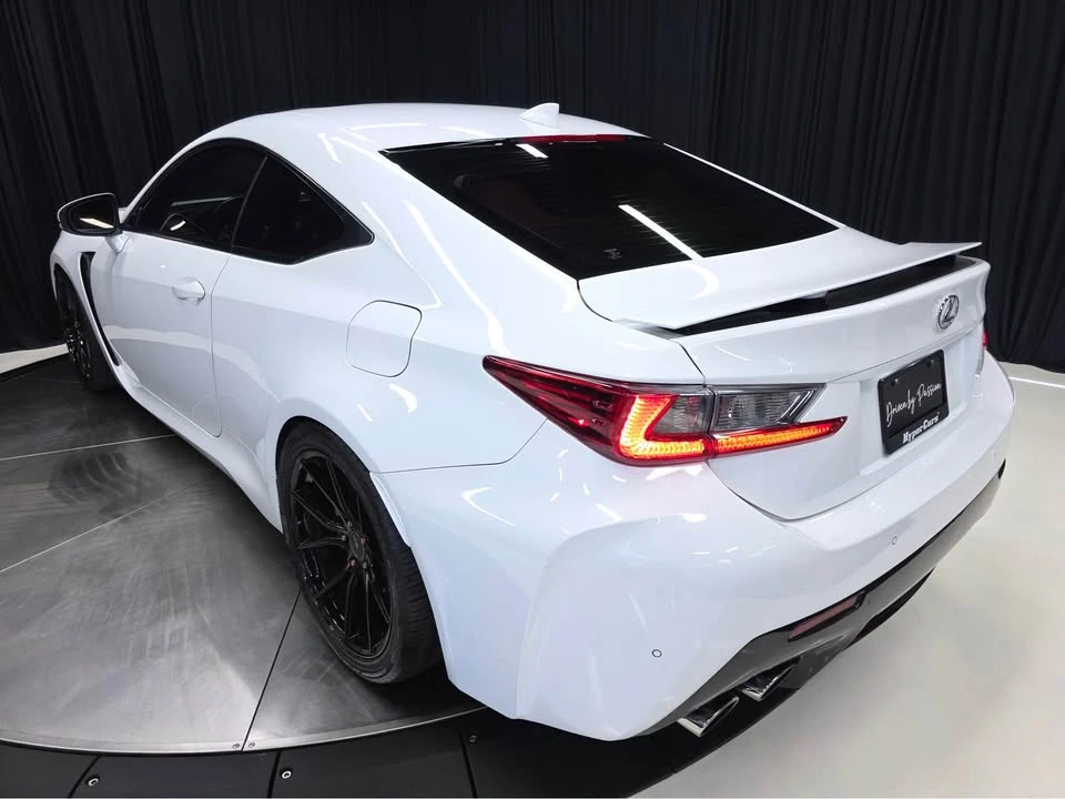 2015 Lexus RC F - Image 13 of 19