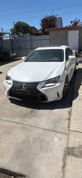 2015 Lexus RC F - Image 5 of 8