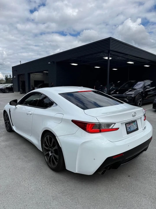 2015 Lexus RC F - Image 2 of 3
