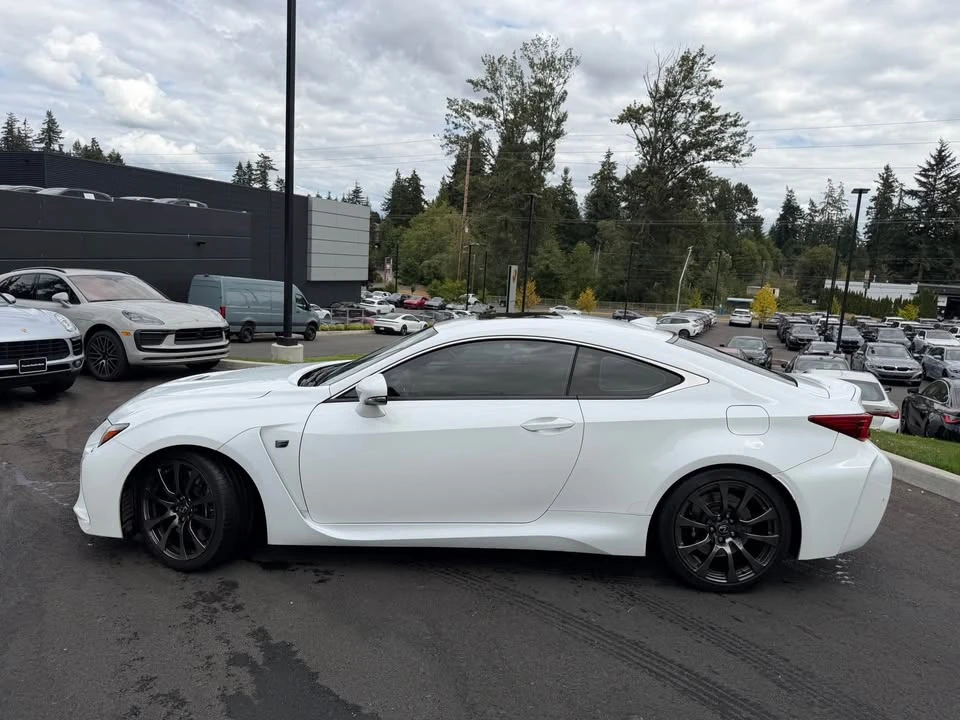 2015 Lexus RC F - Image 2 of 10
