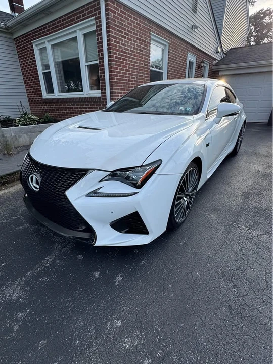 2015 Lexus RC F - Image 7 of 11