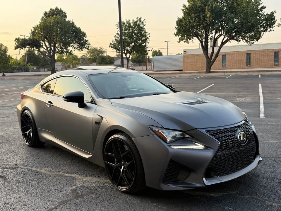 2015 Lexus RC F - Image 8 of 17