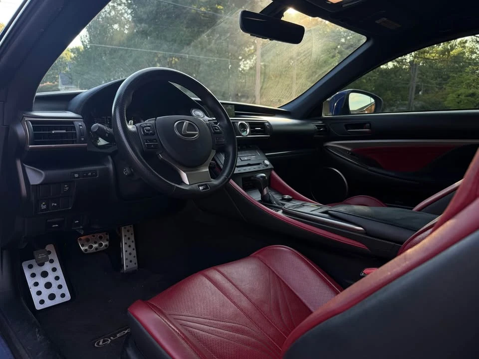 2015 Lexus RC F - Image 13 of 18