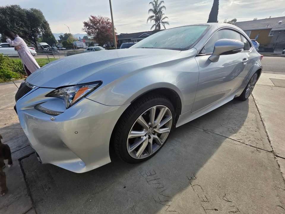 2015 Lexus RC - Image 4 of 7