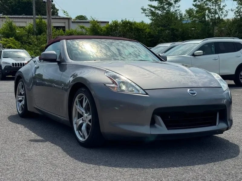2015 Lexus RC - Image 9 of 10
