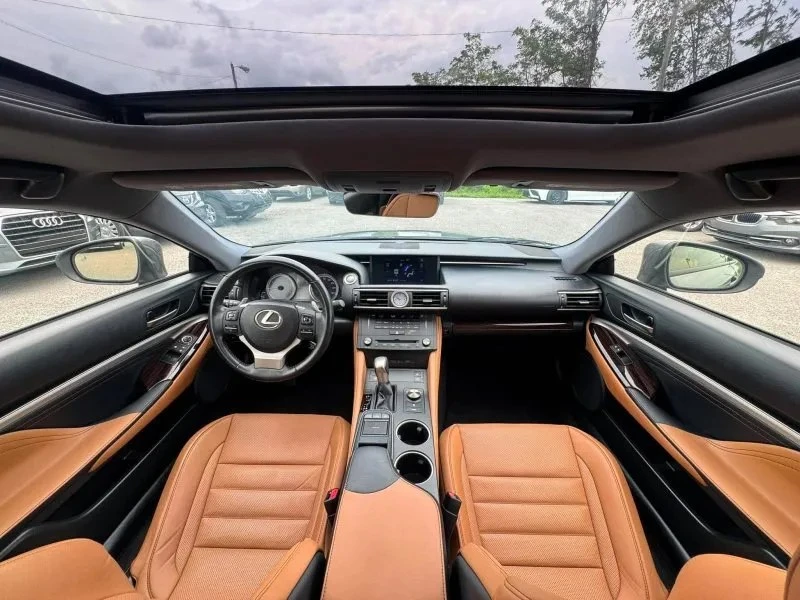 2015 Lexus RC - Image 2 of 10