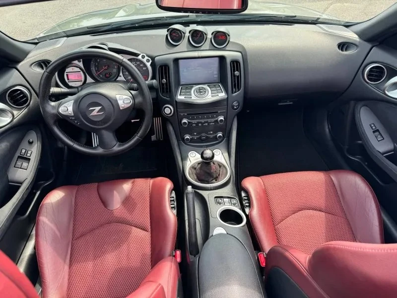 2015 Lexus RC - Image 10 of 10