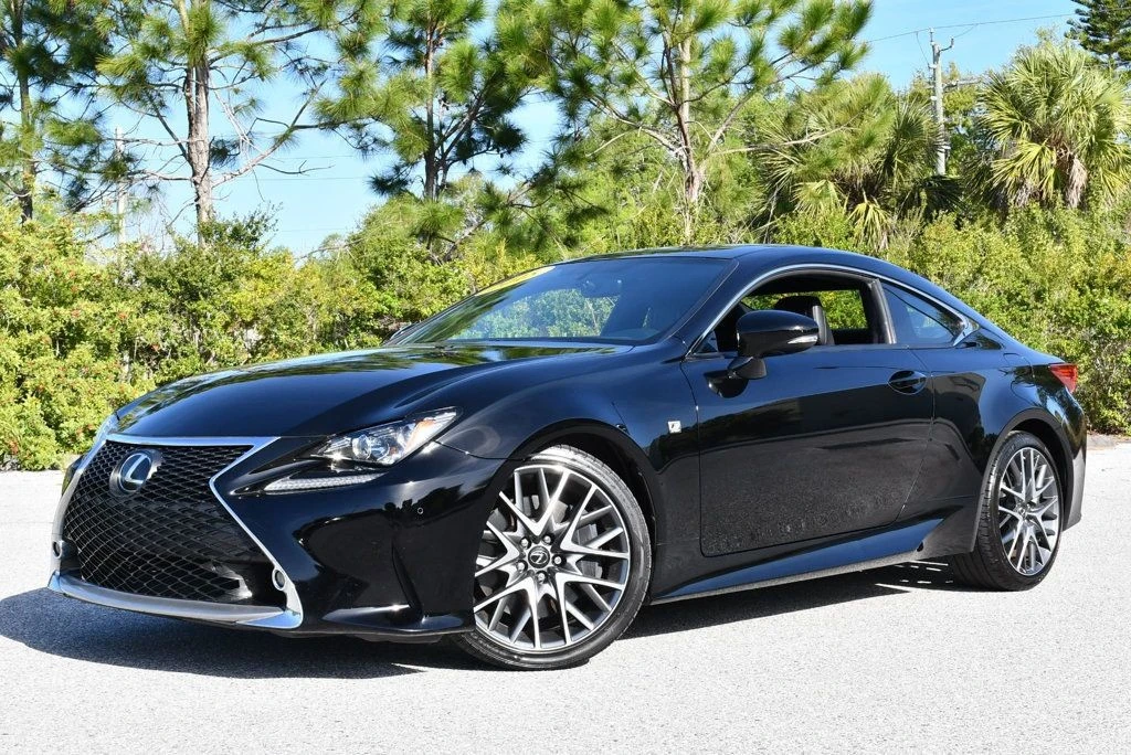 2015 Lexus RC - Image 22 of 31