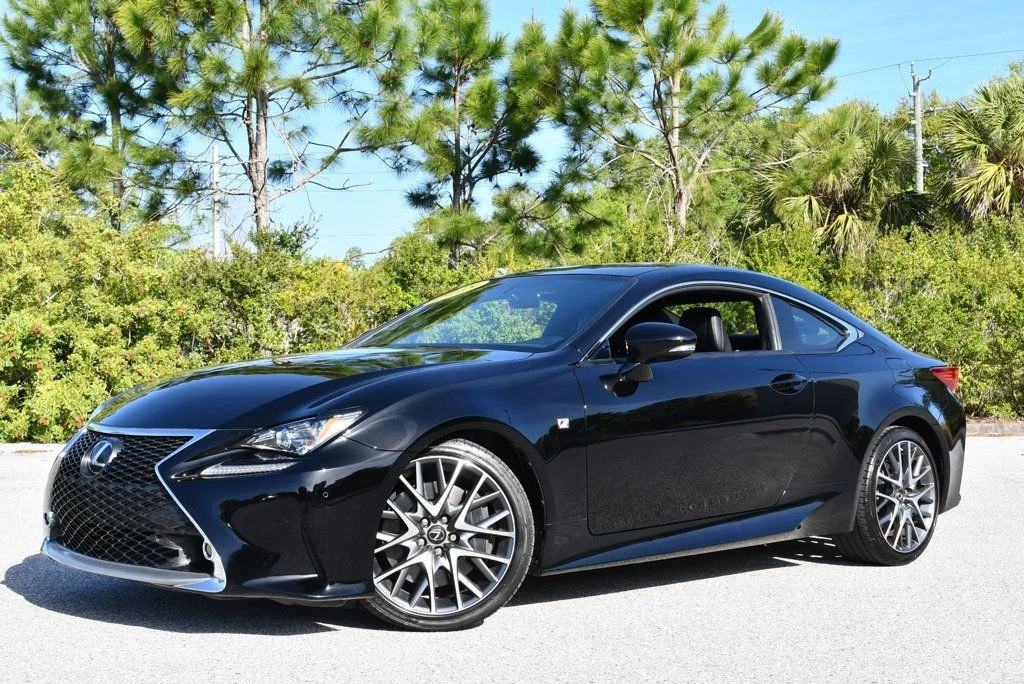 2015 Lexus RC - Image 23 of 31