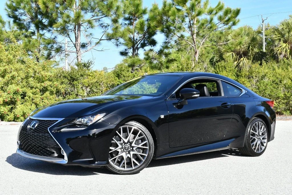 2015 Lexus RC - Image 25 of 31