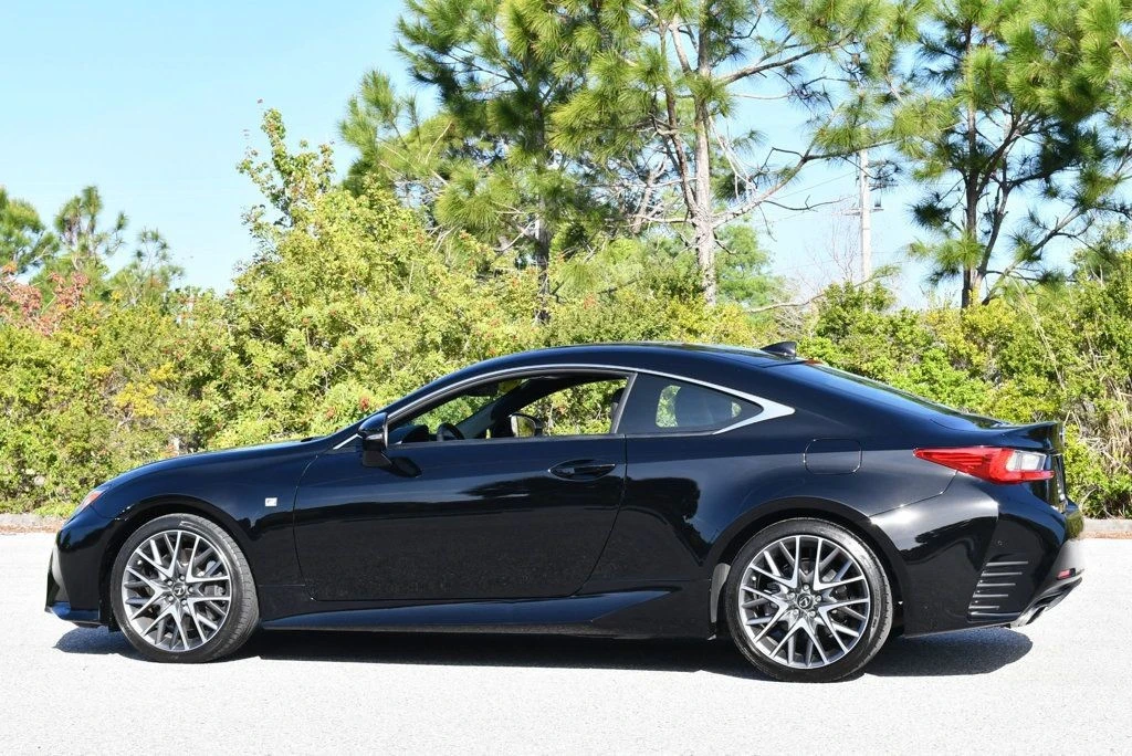 2015 Lexus RC - Image 4 of 31