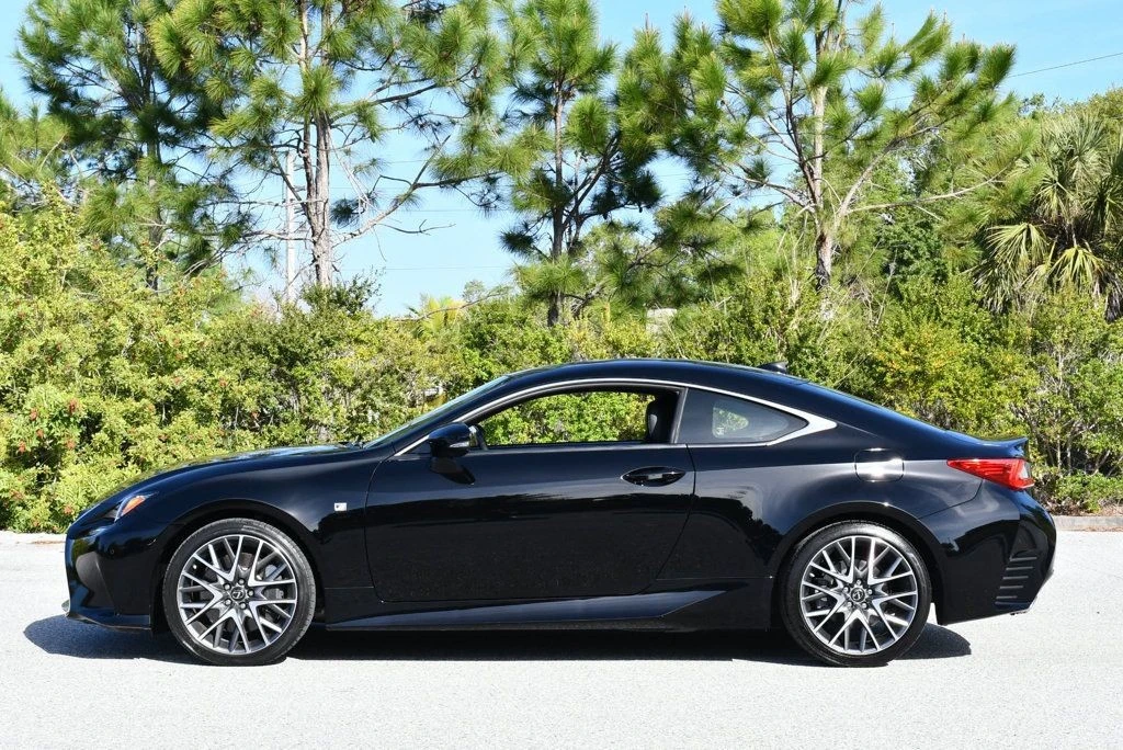 2015 Lexus RC - Image 27 of 31