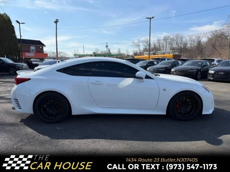 2015 Lexus RC - Image 8 of 12