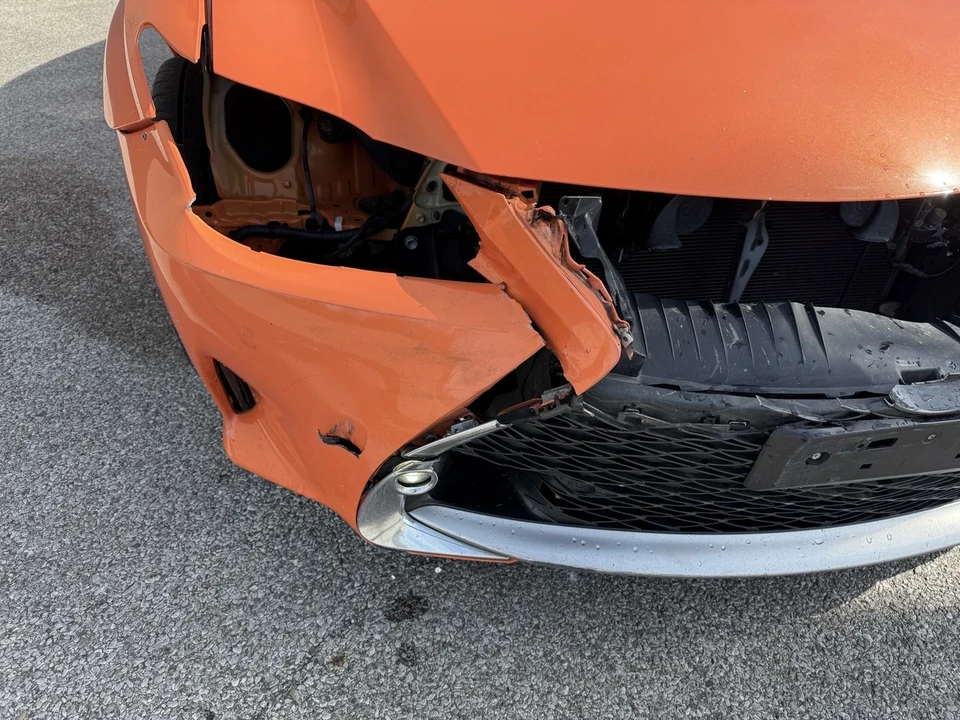 2015 Lexus RC - Image 12 of 18