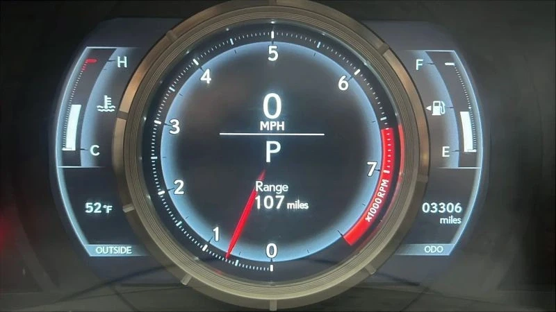 2015 Lexus RC - Image 12 of 12