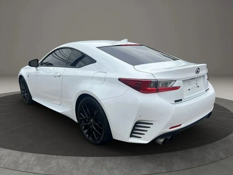 2015 Lexus RC - Image 7 of 12
