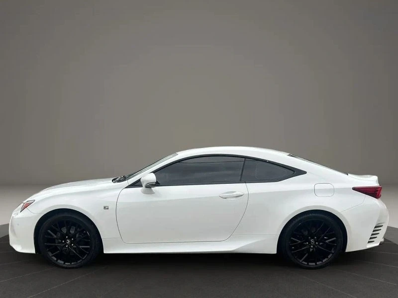 2015 Lexus RC - Image 8 of 12
