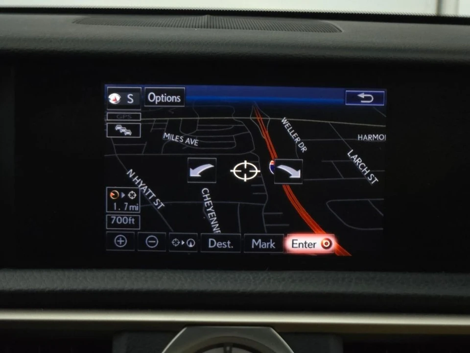 2015 Lexus RC - Image 6 of 12