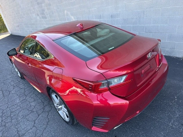 2015 Lexus RC - Image 10 of 12