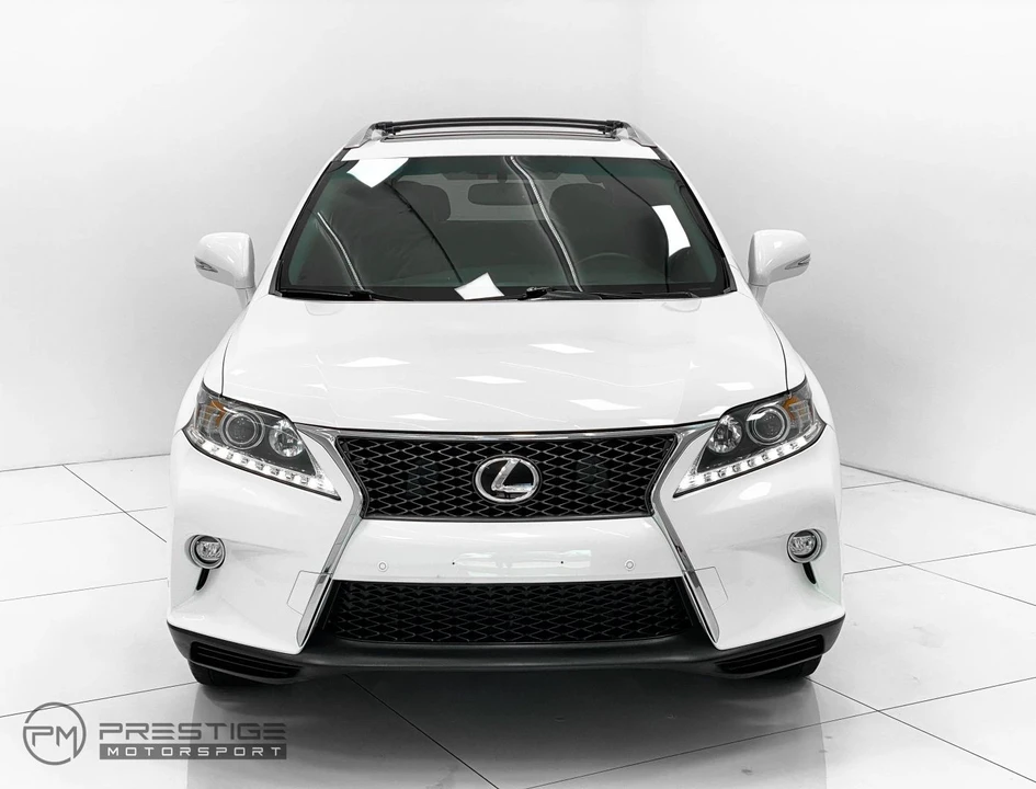 2015 Lexus RC - Image 2 of 31