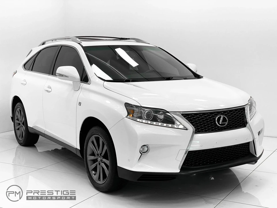 2015 Lexus RC - Image 7 of 31