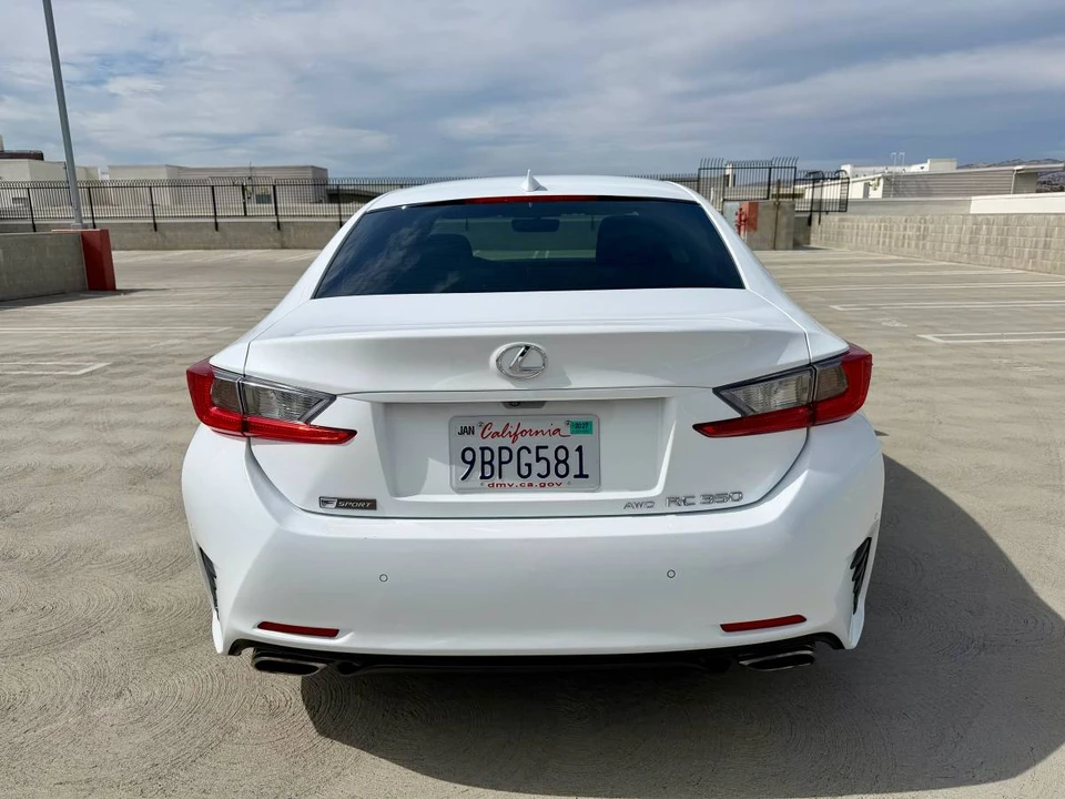2015 Lexus RC - Image 6 of 14