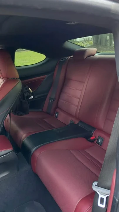 2015 Lexus RC - Image 8 of 9
