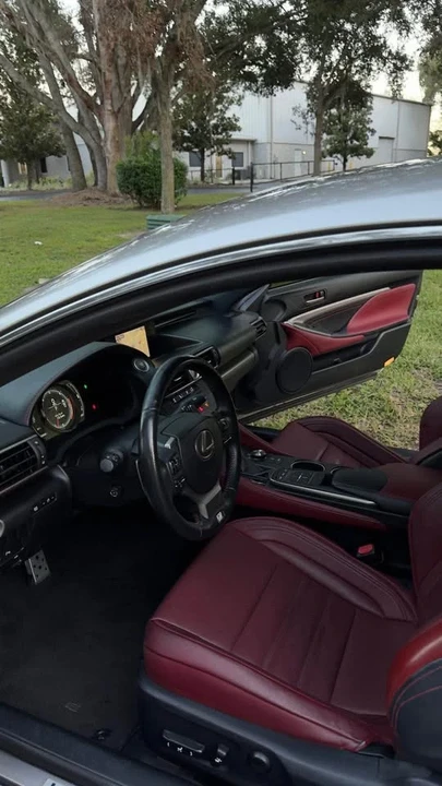 2015 Lexus RC - Image 7 of 9