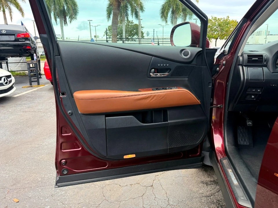 2015 Lexus RX 3rd Gen - Image 19 of 21