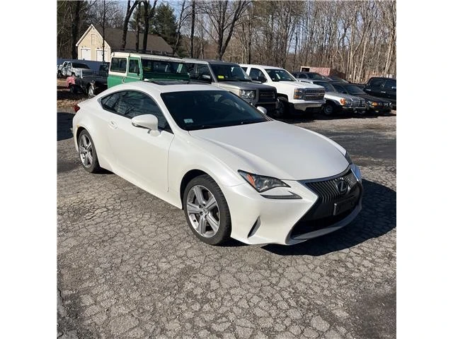 2015 Lexus RC - Image 8 of 21