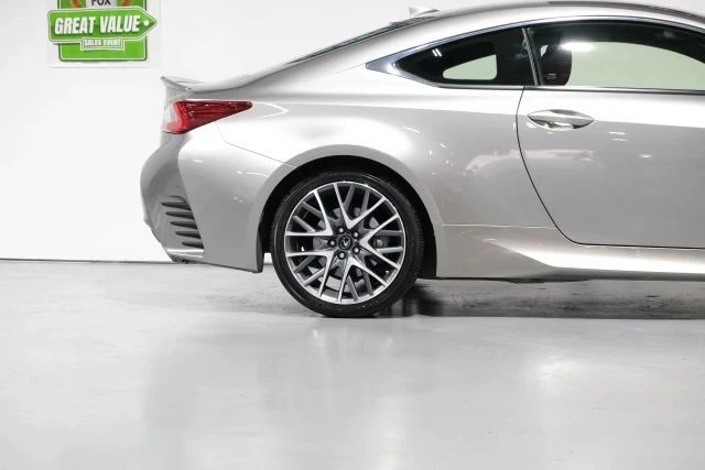 2015 Lexus RC - Image 11 of 21